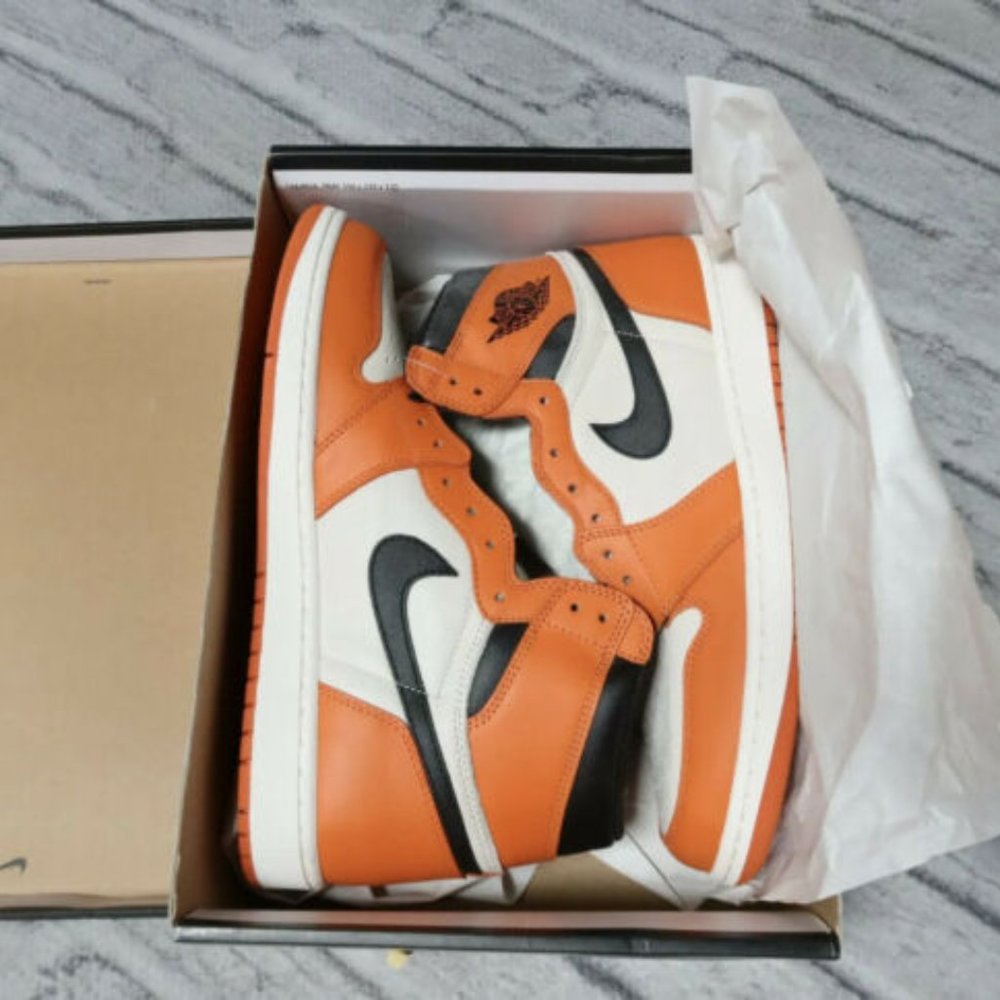 Nike Air Jordan 1 Reverse Shattered Backboard 555088-113 2016 Orange Black White